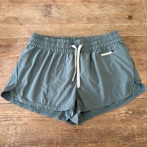Vuori Women's Teal Clementine 2.0 Short 2.5" Shorts